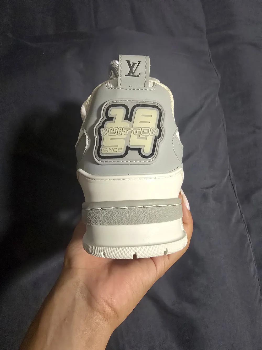 Retro Skate Sneakers Grey & White - Size 6